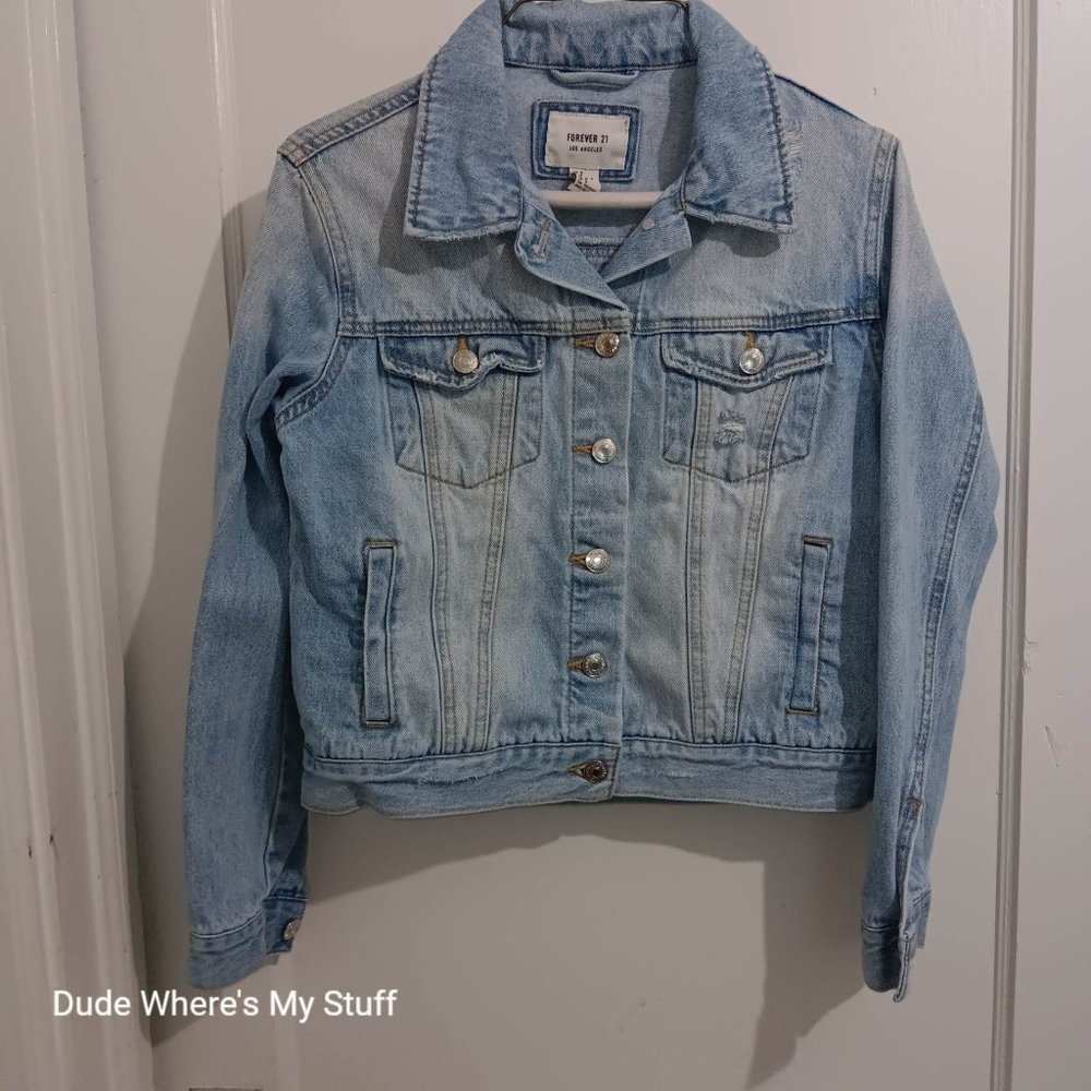 FOREVER 21 - LOS ANGELES - CROPPED JEAN JACKET - WOMEN'S SIZE S - DISTRESSED